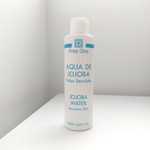 AQUA DE YOYOBA free one